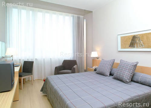 Tryp Barcelona Aeropuerto 3